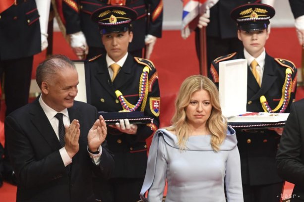 Odchádzajúci prezident SR Andrej Kiska a nastupujúca prezidentka SR Zuzana Čaputová zhodne hovoria o potrebe kvalitného vzdelania pre naše deti. Rozhodujúce slovo v téme reformy vzdelávania má však vláda a parlament, nie prezident | Foto - TASR