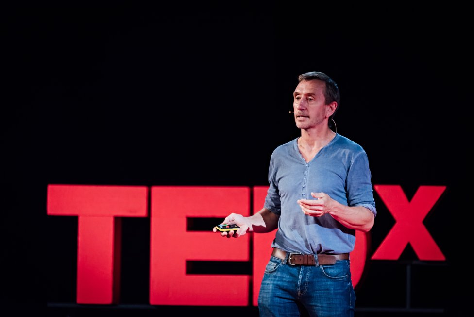 Dave Goulson vystúpil minulý týždeň na TEDxBratislava 2019. Foto – TEDxBratislava