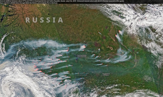 Satelitná snímka z nedele. Požiare na Sibíri v Krasnojarskom kraji a Jakutsku medzi 57. a 70. stupňom severnej zemepisnej šírky. Zdroj - Flickr/Pierre Marcuse