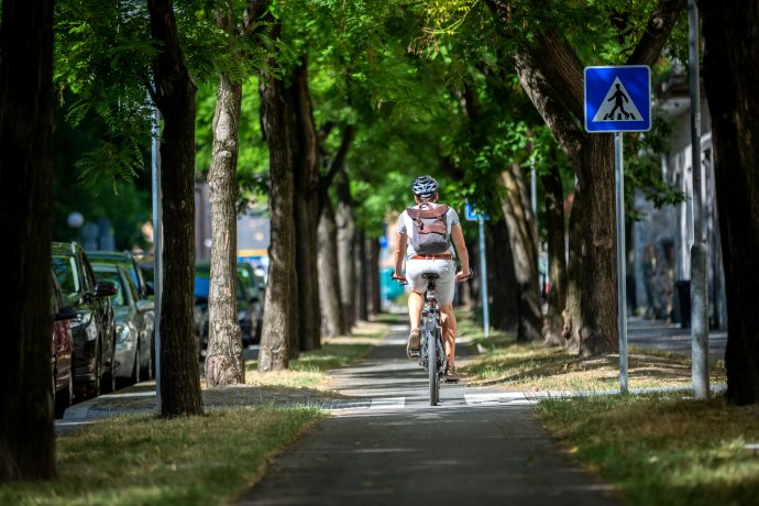 Blumentálska v centre sa zmenila tak, že to je zrazu miesto pre cyklistov viac ako pre autá. Foto N - Tomáš Benedikovič
