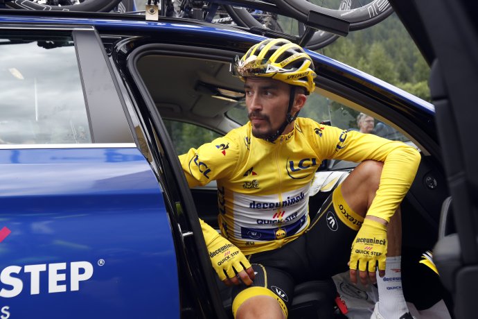 Julian Alaphilippe prišiel v 19. etape o žltý dres. Foto - TASR/AP