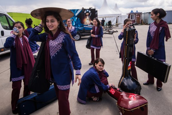 Dievčatá útekom zo Slovenska vyrobili problém najmä sebe, tvrdí šéf afganského orchestra (+foto)