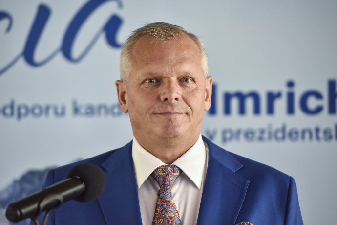 Imrich Béreš v čase prezidentskej kampane. Foto - TASR