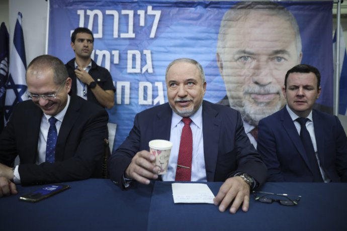 Avigdor Lieberman volá vo vláde národnej jednoty. Foto - TASR/AP