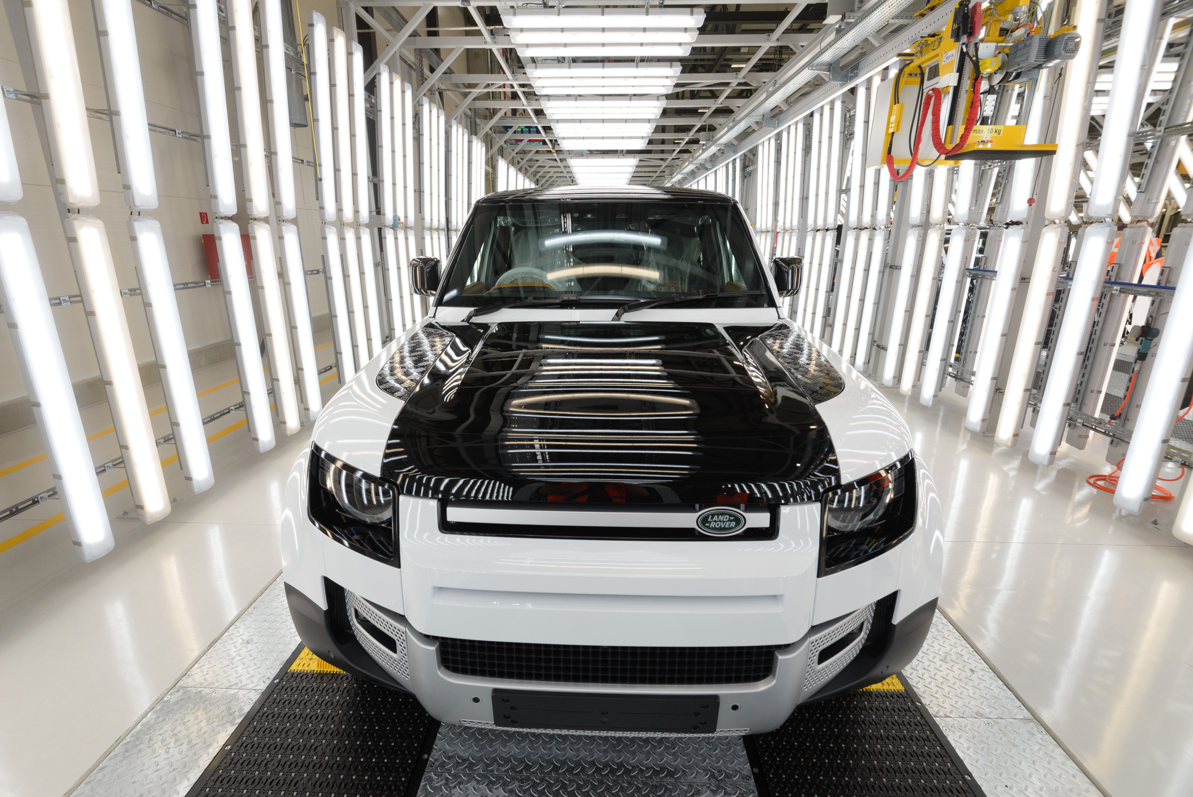 Bratislavská automobilka nahradila časť vývozov do USA inými obchodmi, no nitrianska nie