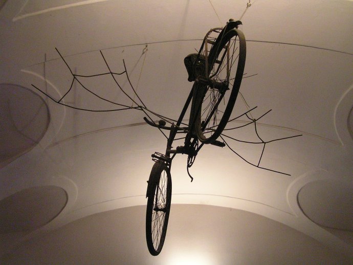 Symbol Artfora, okrídlený bicykel. Foto - archív Artfora Košice