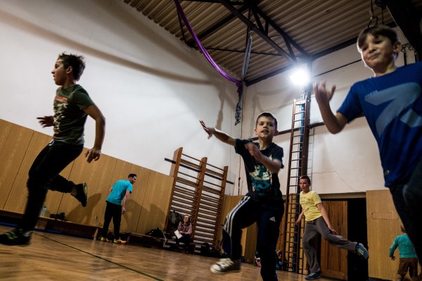 Matovičovo krúžkovné odmení aktívnych rodičov, no nie je isté, či pomôže chudobným