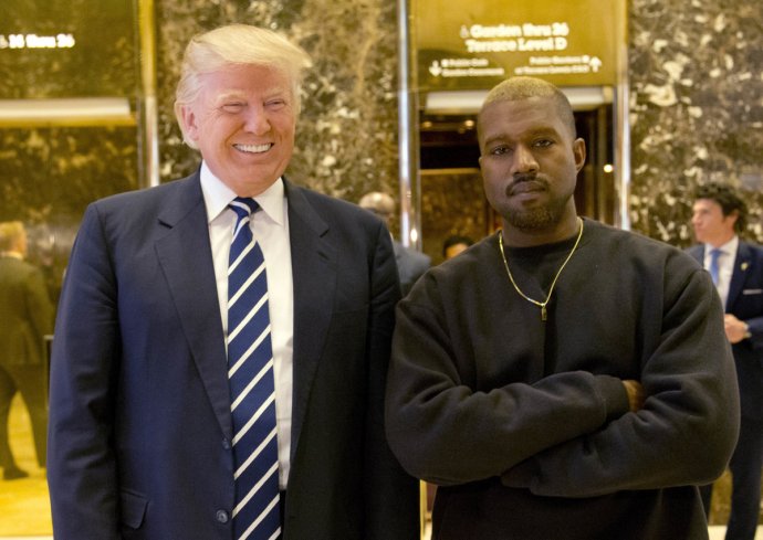 Americký raper Kanye West s Donaldom Trumpom. Foto - TASR/AP