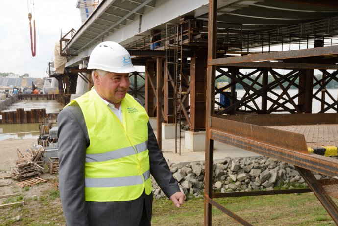 Minister dopravy Árpád Érsek. Foto - TASR