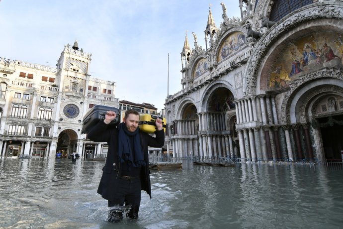 Zaplavené Benátky. Foto - TASR/AP