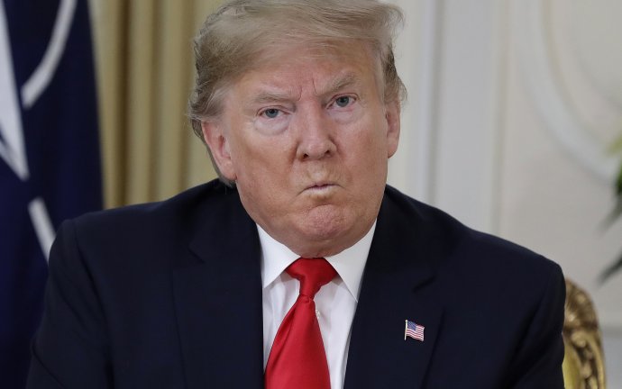 Donald Trump na tlačovke v Londýne kritizoval Macrona. Foto - tasr/ap