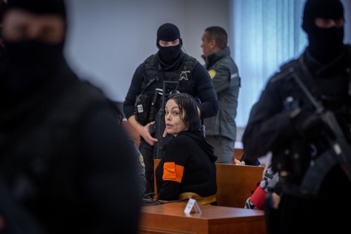 Alena Zsuzsová obžalovaná zo sprostredkovania vraždy. Foto N - Tomáš Benedikovič