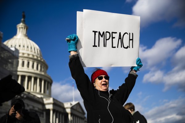 Len tretí v&nbsp;dejinách. Kongresmani schválili impeachment Trumpa, o&nbsp;jeho osude rozhodne senát