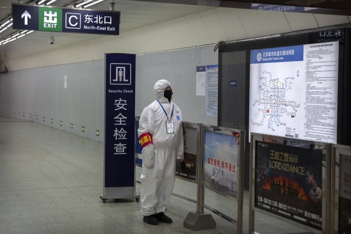 Bezpečnostné opatrenia v Pekingu. Foto - TASR