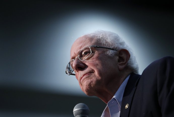 Bernie Sanders bude mať tento rok 79 rokov. Ak by vyhral, stal by sa najstarším prezidentom USA. Foto - TASR/AP