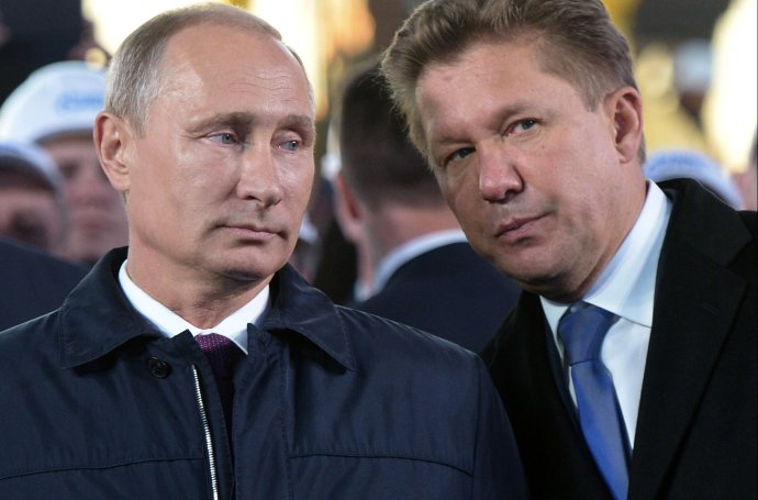 Ruský prezident Vladimir Putin a šéf Gazpromu Alexej Miller Foto - TASR/AP