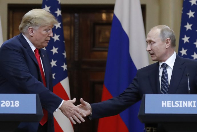 Trump s Putinom na jar hovoril niekoľkokrát. Ilustračné foto - TASR/AP
