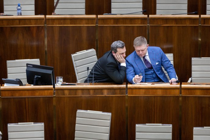 Andrej Danko s Robertom Ficom za minulej vlády. Foto N - Tomáš Benedikovič