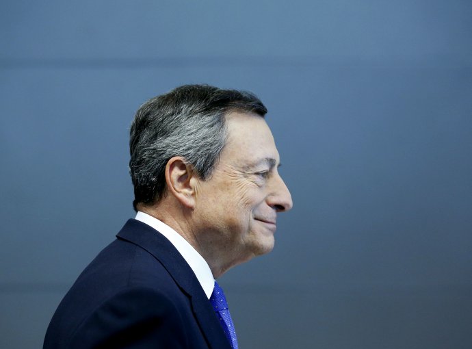 Bývalý šéf ECB Mario Draghi Foto – TASR/AP