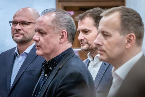 Kiska pre problémy so srdcom necháva rokovania o&nbsp;novej koalícii na Remišovú