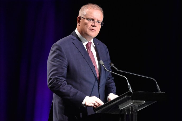 Podľa februárových prieskumov verejnej mienky súhlasí so Scottom Morrisonom menej ako 40 percent Austrálčanov. Foto - TASR/AP