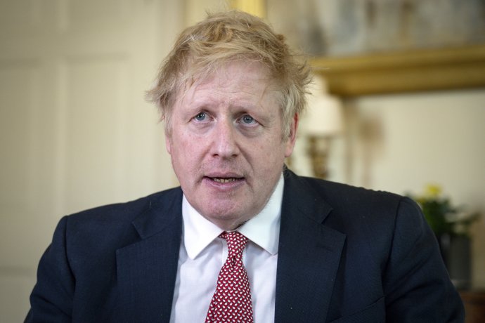 Boris Johnson v emotívnom prejave ďakuje zdravotníkom, ktorí mu zachránili život. Foto - TASR/AP