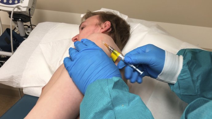 Klinické štúdie na ľuďoch sa začiatkom apríla začali aj v americkom Kansasa, kde vakcínu proti koronavírusu vyvíja spoločnosť Inovio Pharmaceuticals. Foto - TASR/AP