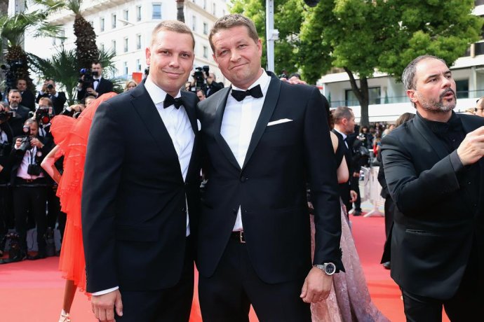 Majitelia siete kín Cinemax Michal a Tomáš Drobní na vlaňajšej premiére filmu Once Upon a Time in Holywood v Cannes.