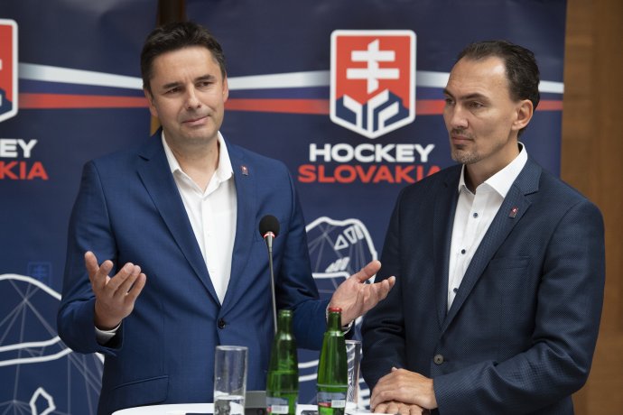 Miroslav Šatan (vpravo) a Miroslav Valíček. Foto - TASR