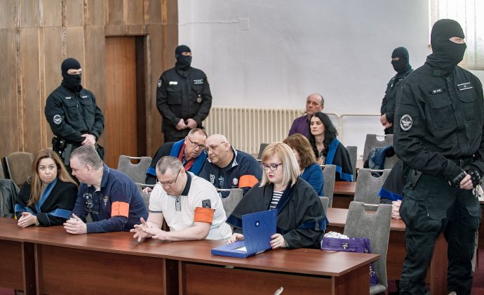 Šátorovci na súde v Banskej Bystrici minulý rok. Foto - TASR
