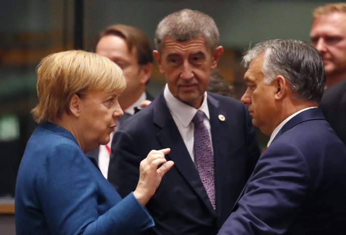 Angela Merkelová, Andrej Babiš a Viktor Orbán. Foto - TASR/AP