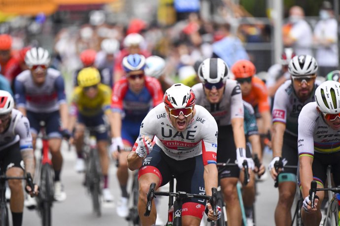 Alexander Kristoff vyhráva prvú etapu. Foto - TASR/AP; Stuart Franklin