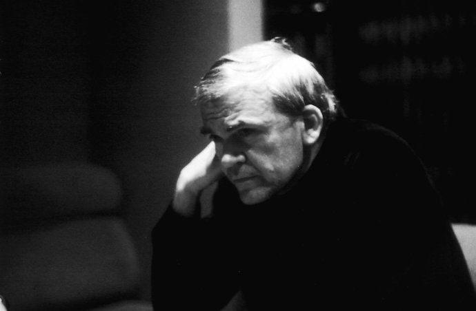 Milan Kundera. Foto - Wikipedia