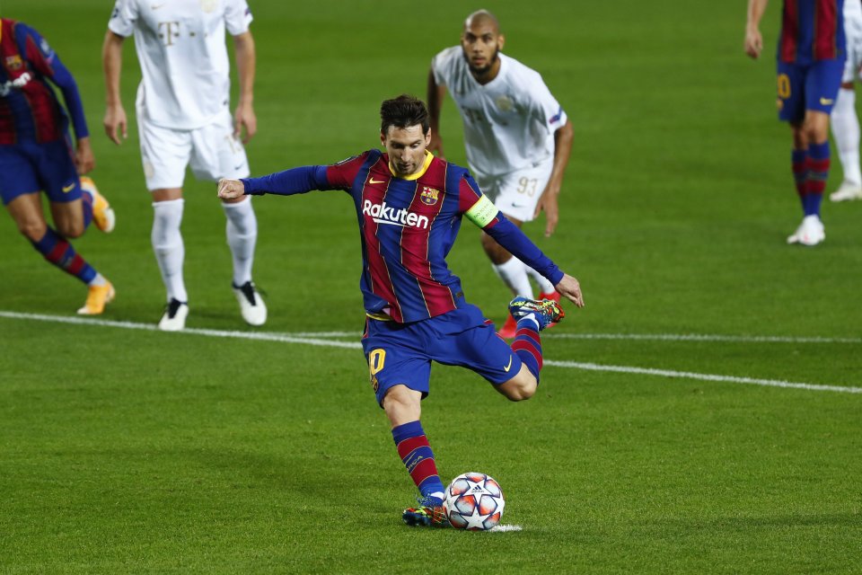 Lionel Messi strieľa gól z penalty. Foto - TASR/AP