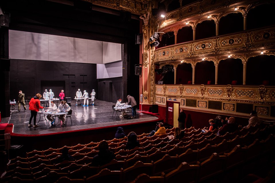 Plošné testovanie v Štátnom divadle Košice v októbri 2020. Foto N - Tomáš Hrivnák