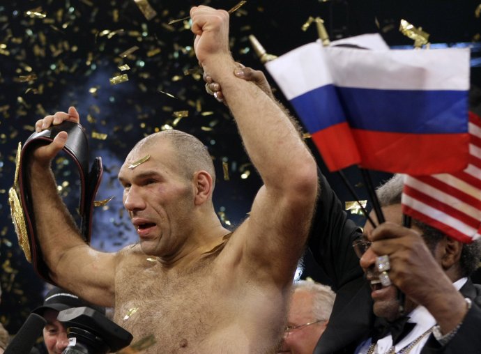 Nikolaj Valujev po zisku titulu WBA. Foto - TASR/AP