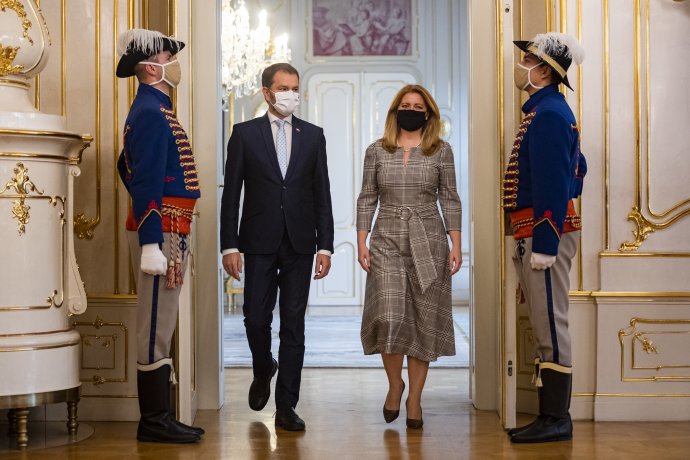 Prezidentka Zuzana Čaputová a premiér Igor Matovič sa v stredu 4. novembra spoločne postavili pred médiá. Foto – TASR