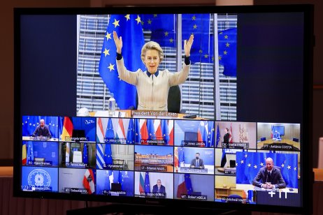 Predsedníčka Európskej komisie Ursula von der Leyenová počas samitu Európskej únie v novembri. Foto TASR/AP