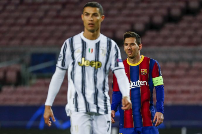 Cristiano Ronaldo a Lionel Messi. Foto - TASR/AP