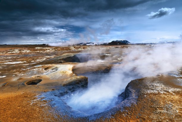 Z geotermálnej energie môžeme aj na Slovensku vyrábať zelenú elektrinu a teplo. Hydrogeologické podmienky nám prajú. Foto – Shutterstock
