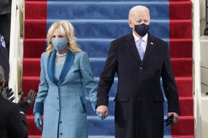 Jill Bidenová a Joe Biden. Foto - TASR/AP