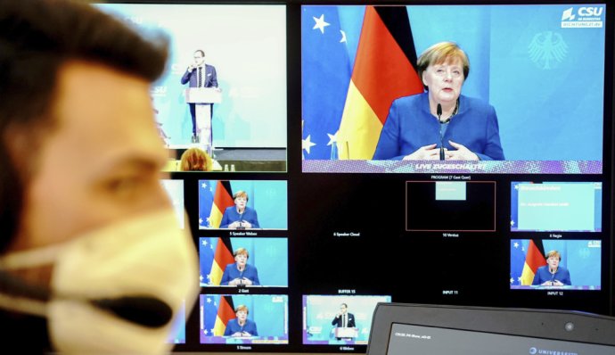 Nemecká kancelárka Angela Merkelová otvorene kritizovala Trumpa za situáciu v Spojených štátoch. Foto - TASR/AP