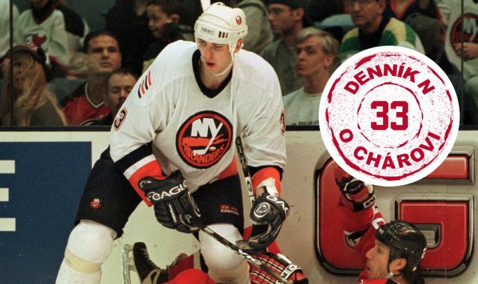 Zdeno Chára v New Yorku Islanders, v jeho prvom klube v NHL. Foto - TASR/AP