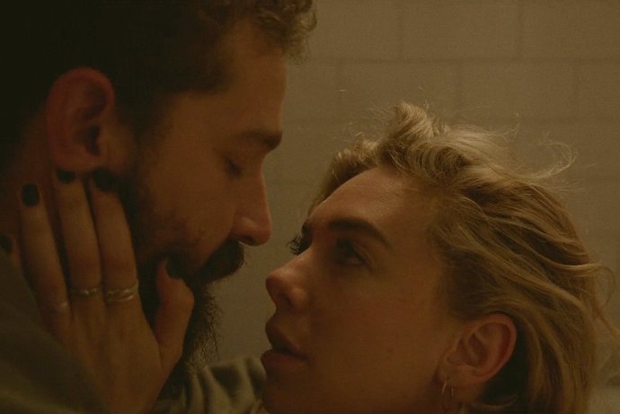 Čriepky ženy. Foto - Netflix
