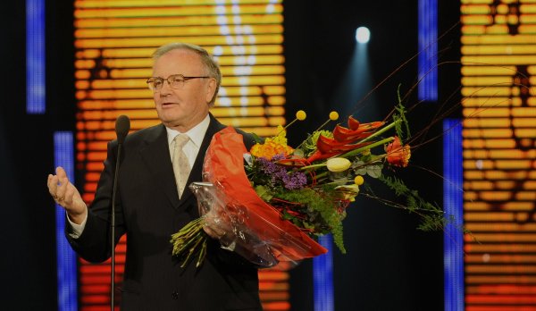 Mourinho usilovne navštevoval jeho tréningy, neskorší pápež nám podával lopty. Moje spomienky na Jozefa Vengloša