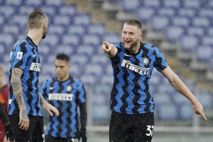 Milan Škriniar prežíva v Inter opäť dobré časy. FOTO TASR/AP