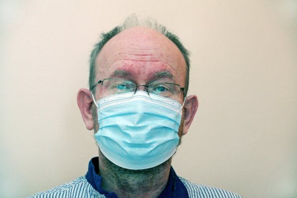 Infektológ Jarčuška: Za nežiaduce účinky Sputnika nebudú lekári trestne stíhaní