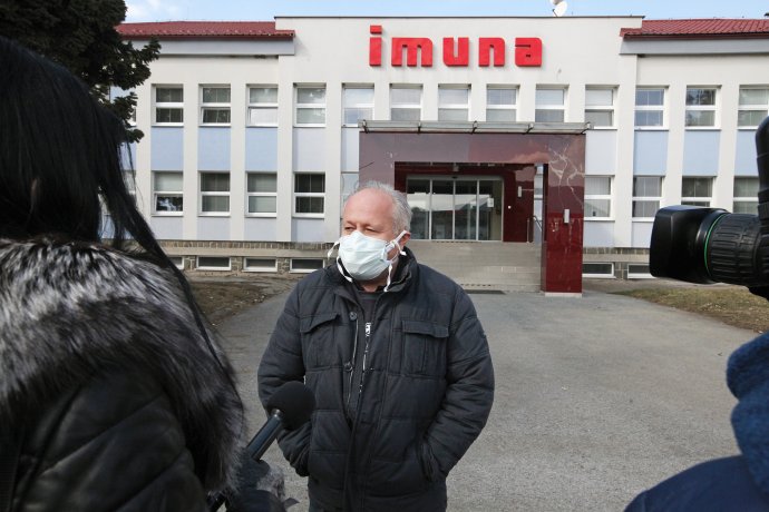 Spolumajiteľ Imuny Pharm Juraj Kamarás počas koronakrízy. Foto N – Andrej Bán
