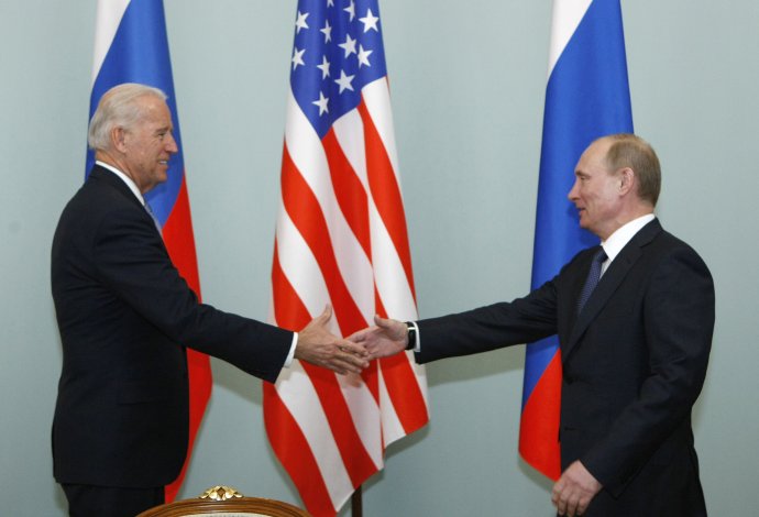 Joe Biden és Vlagyimir Putyin. Fotó - TASR/AP