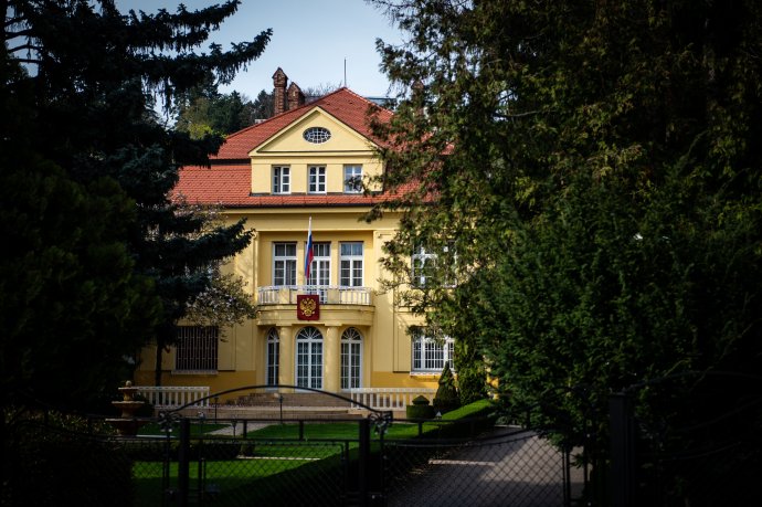 A pozsonyi orosz nagykövetség épülete. Fotó N - Vladimír Šimíček